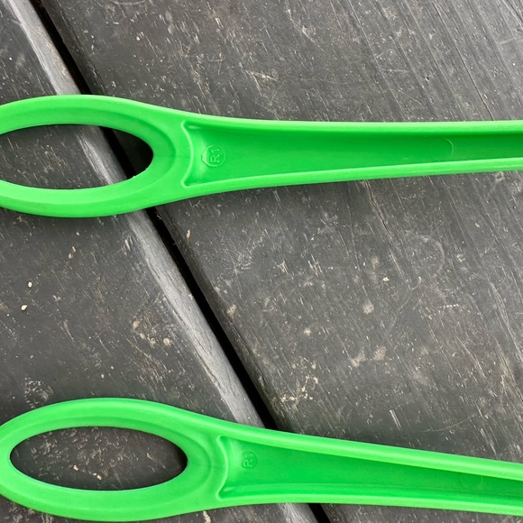 2 green ladle spoons! Like new! - Picture 6 of 6